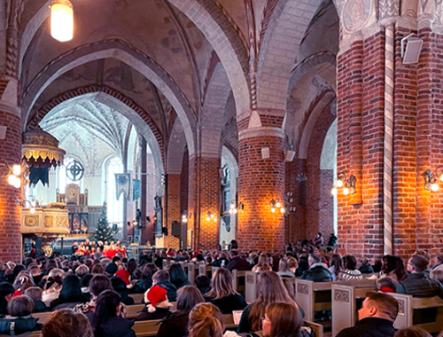 Stämningsfull julavslutning i domkyrkan för Europaskolan Rogge