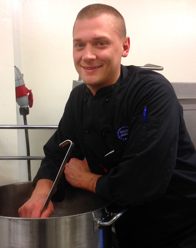 Europaskolans_kock_Mattias_Holmberg